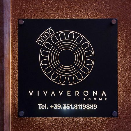 Vivaverona Rooms ภายนอก รูปภาพ