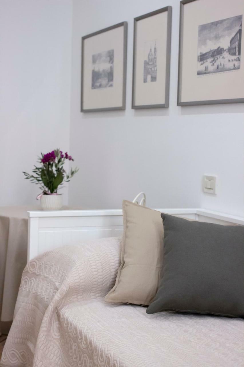 Vivaverona Rooms ภายนอก รูปภาพ